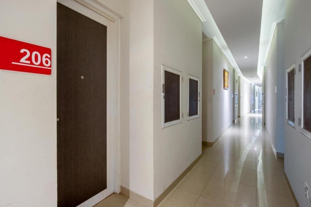 Raffleshom Hotel Bandung Luaran gambar