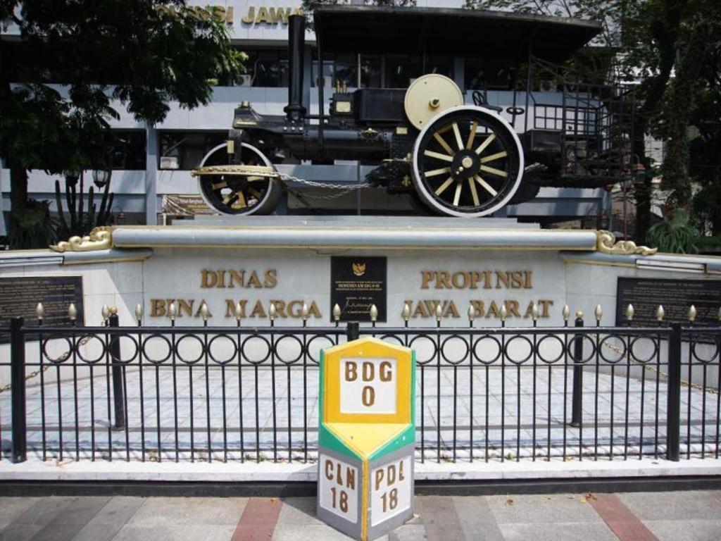 Raffleshom Hotel Bandung Luaran gambar