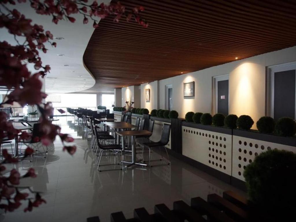 Raffleshom Hotel Bandung Luaran gambar