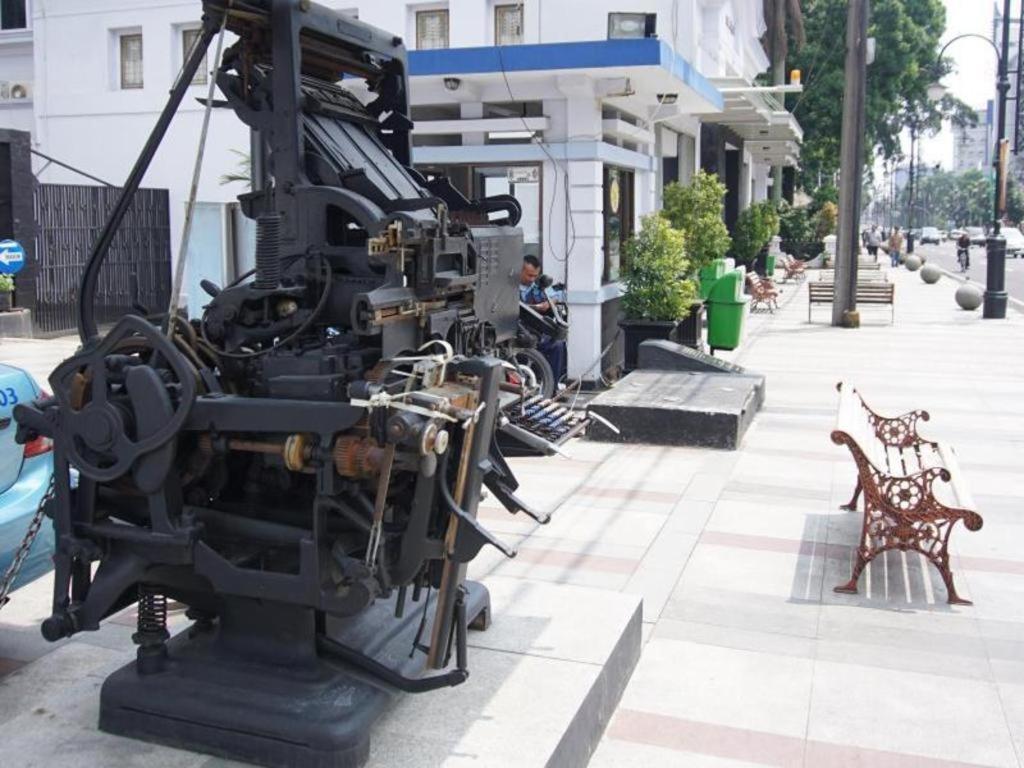 Raffleshom Hotel Bandung Luaran gambar