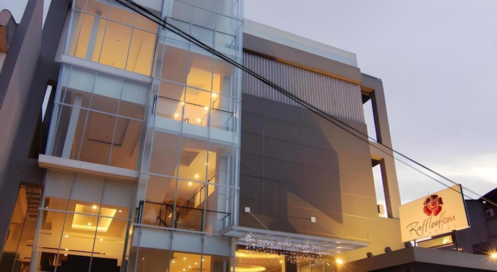 Raffleshom Hotel Bandung Luaran gambar
